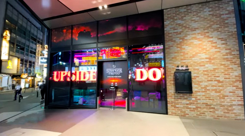 デジタルサイネージ導入 ネットフリックス PRONTO コラボショップ