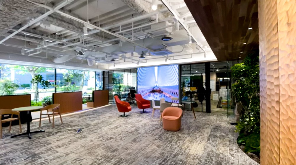 デジタルサイネージ導入 nagoya office