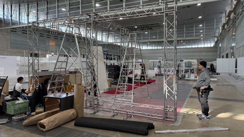 岡谷鋼機九州 展示会ブース LEDヴィジュアルウォール 熊本