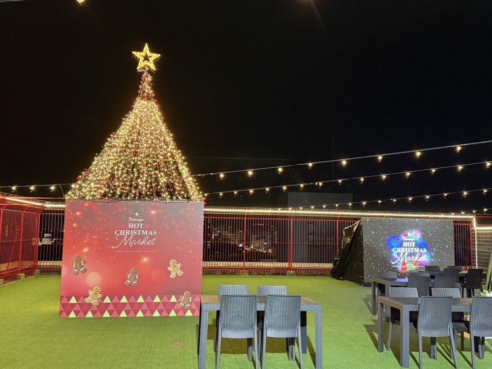 佐賀玉屋 TAMAYAスカイガーデン ホットクリスマスマーケット LEDビジョン設置